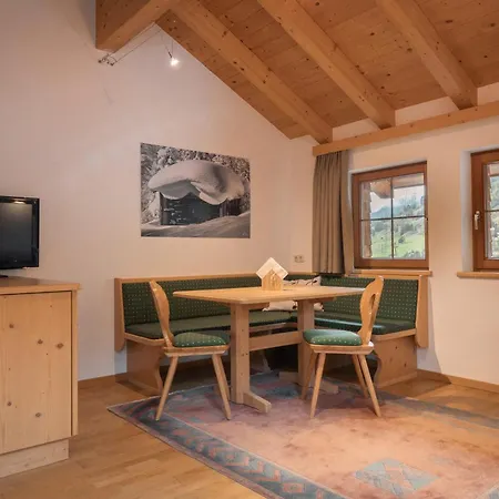 Apartments Sarlo Apartment *