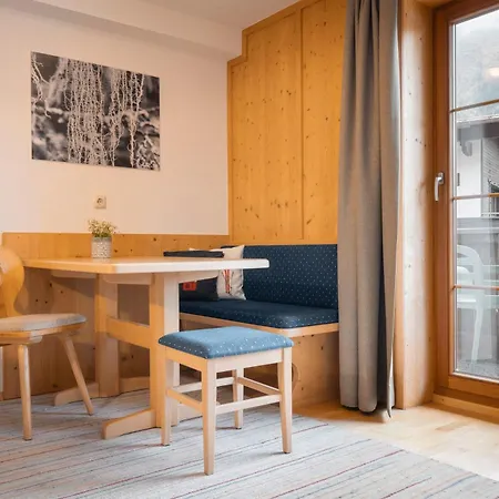 Appartement Sarlo *