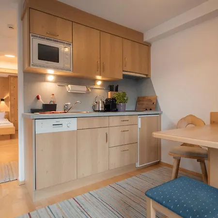 Apartments Sarlo *
